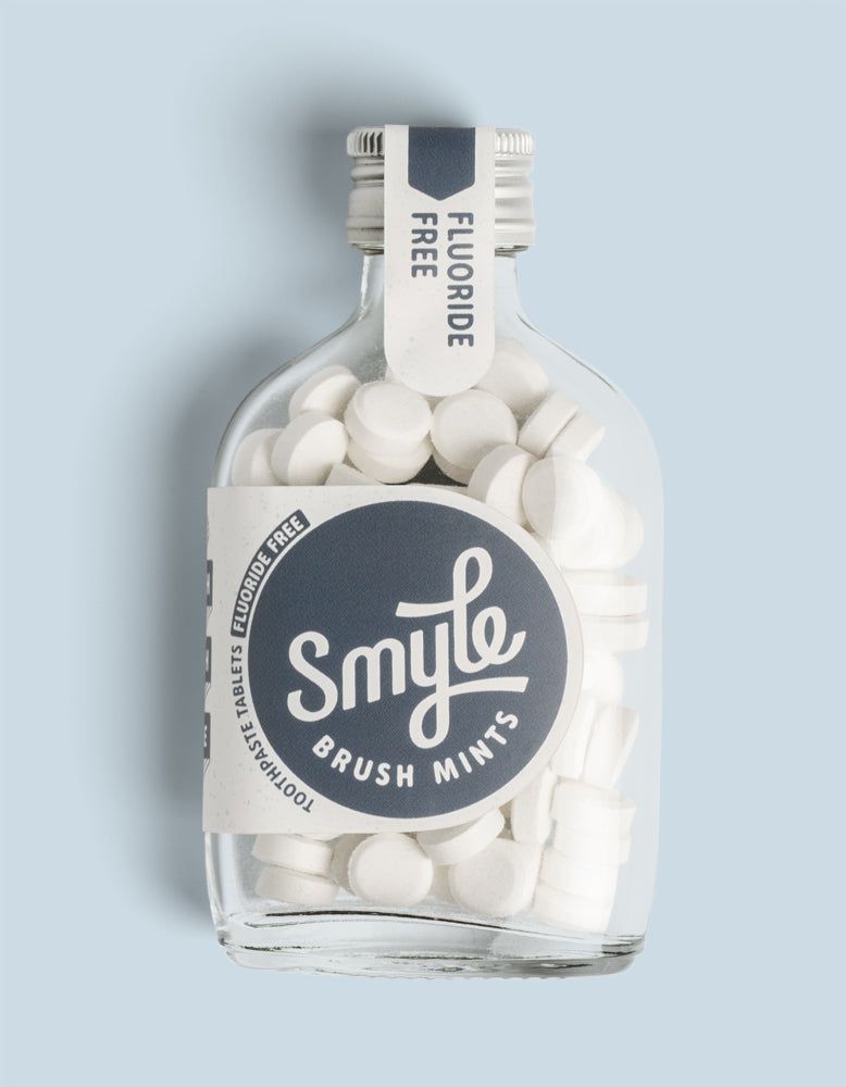 Bottle _65 Mints_Non-Fluoride-lying down2